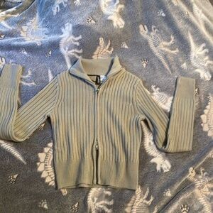Double zipper sweater. size small and never worn